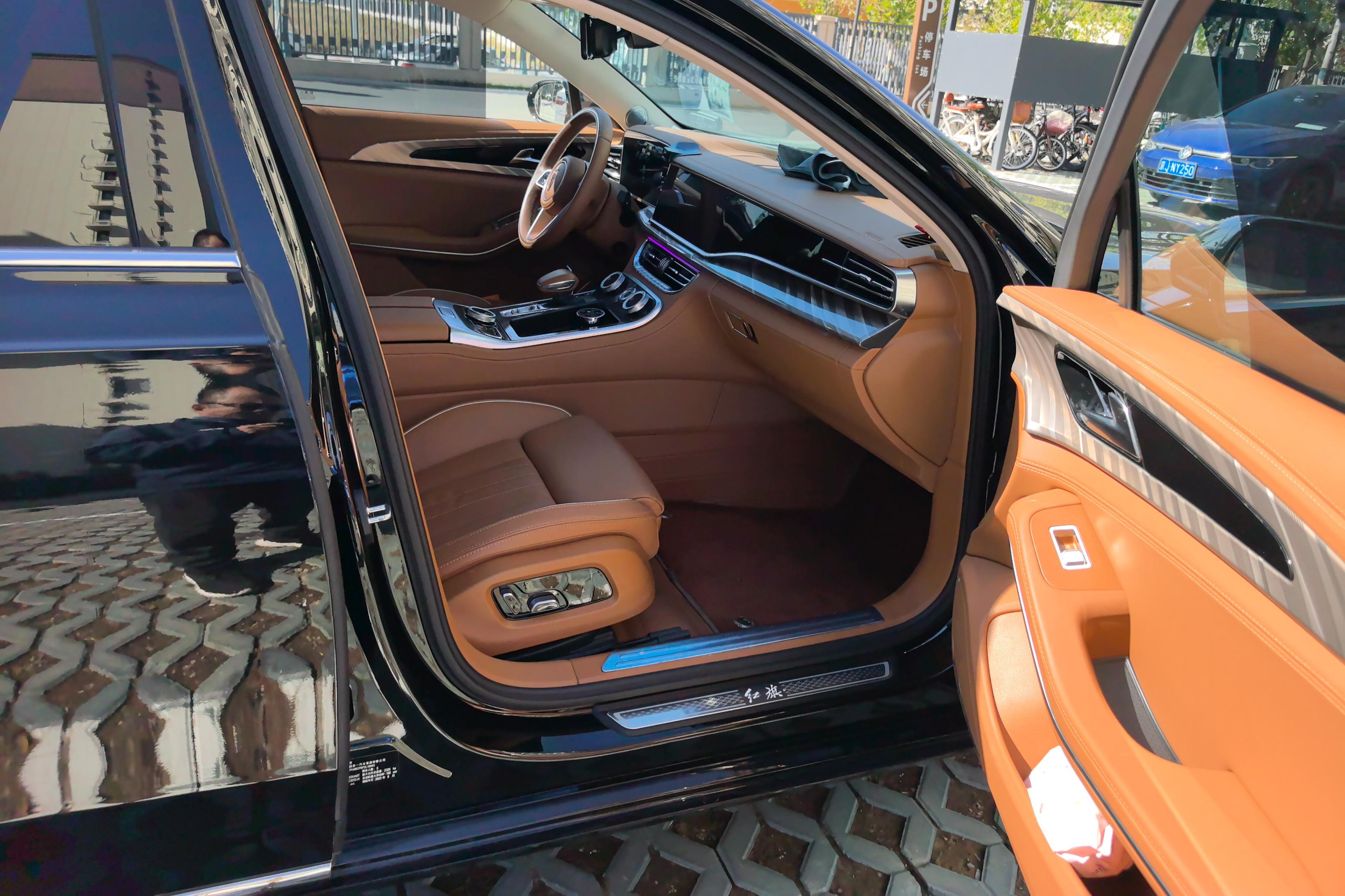 HongQi H9 2024 car image #4