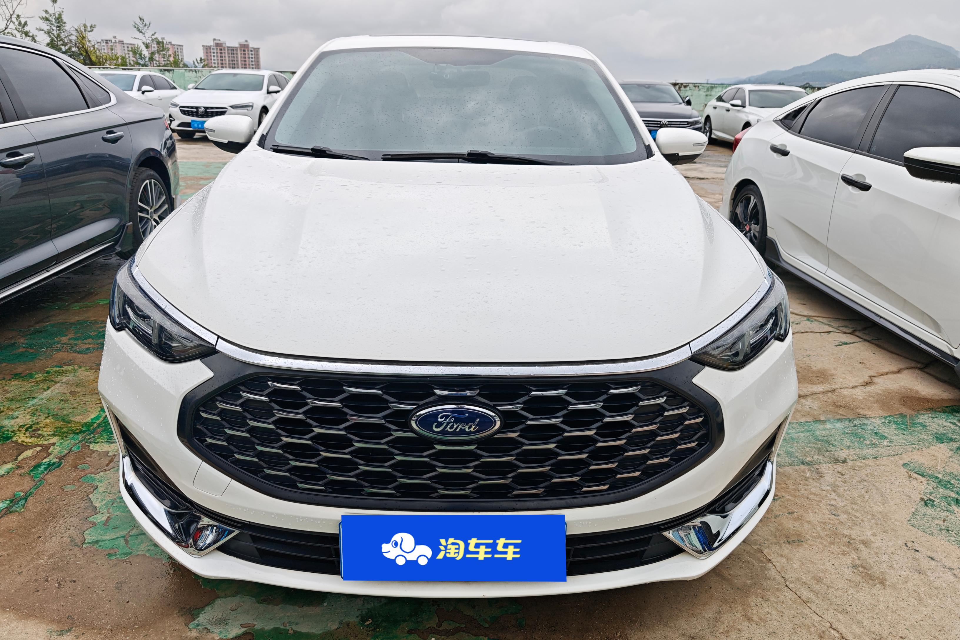 Ford Escort 2022 car image #4