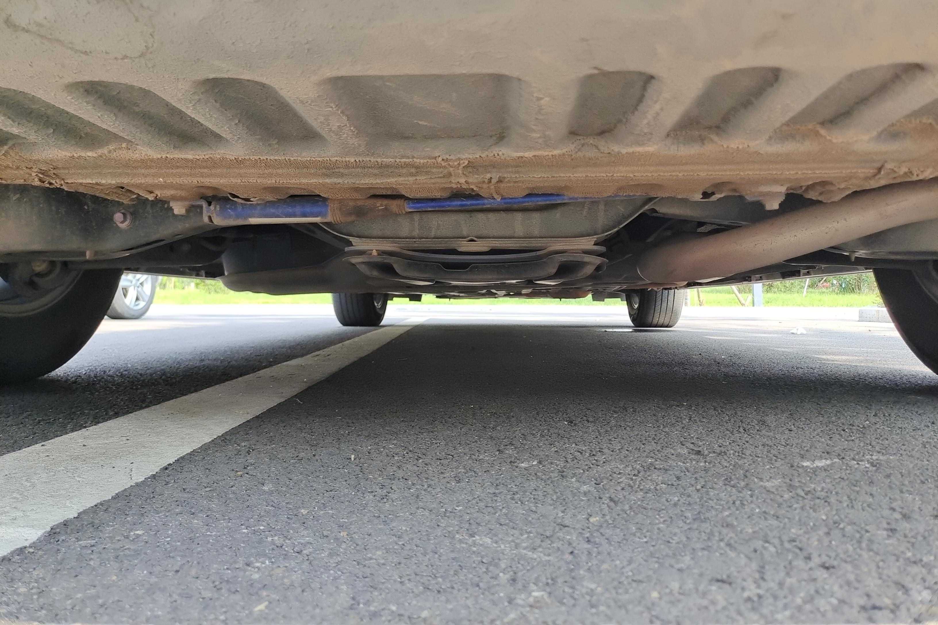 Toyota Granvia 2023 car image #4