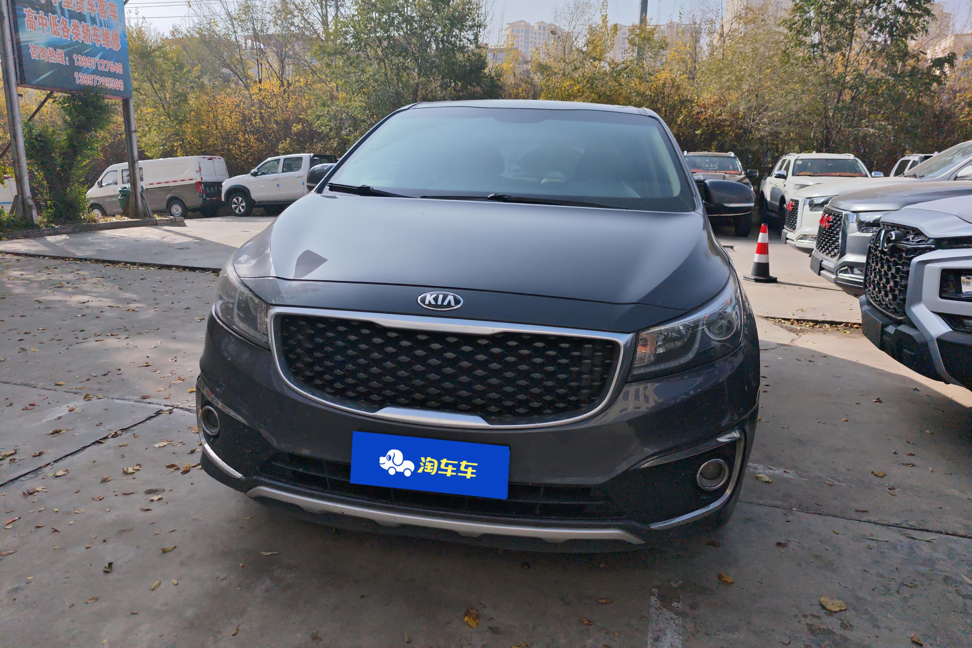 Kia Carnival 2016 immagine di auto #4