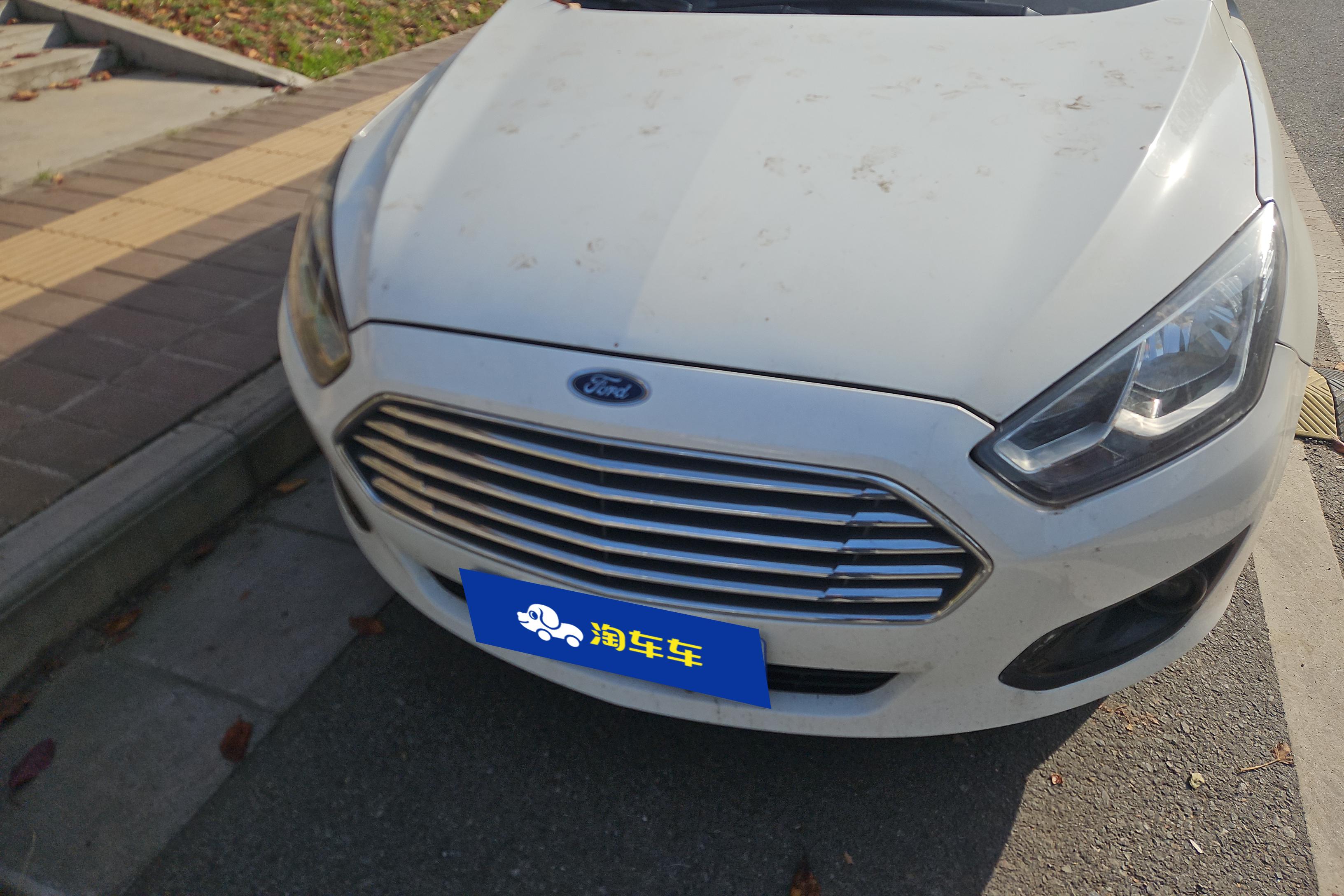 Ford Escort 2018 car image #4