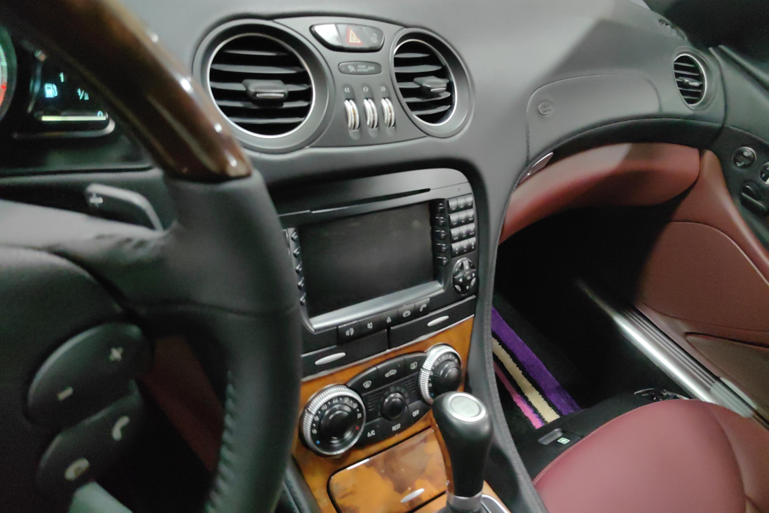 Mercedes-Benz SL Class 2007 #4 Mercedes-Benz SL Class 2007 car image #4