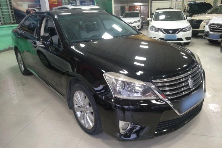 Toyota Crown 2014 imagen de coche #4