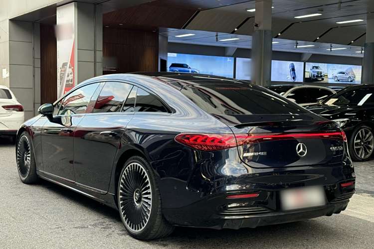 Mercedes-Benz EQS AMG 2022 imagen de coche #4