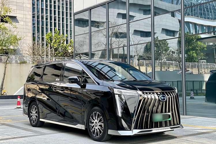 GAC Trumpchi E9 2024 #4 GAC Trumpchi E9 2024 car image #4