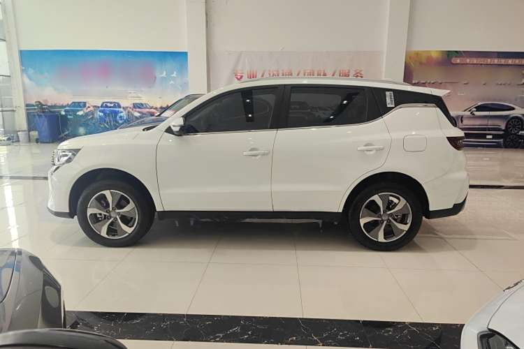 GEELY OkavangoPRO 2023 car image #4