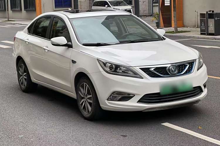 Changan Eado EV 2018 car image #4