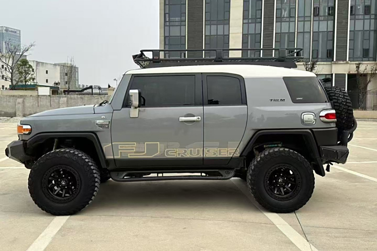 Toyota FJ Cruiser 2020 imagem de carro #4