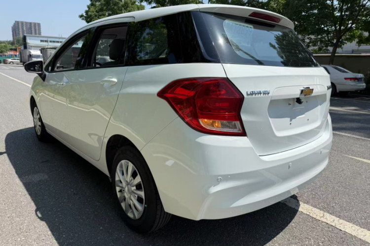 Chevrolet Lova 2017 car image #4