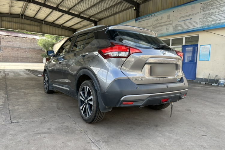 Nissan Kicks 2017 immagine di auto #4