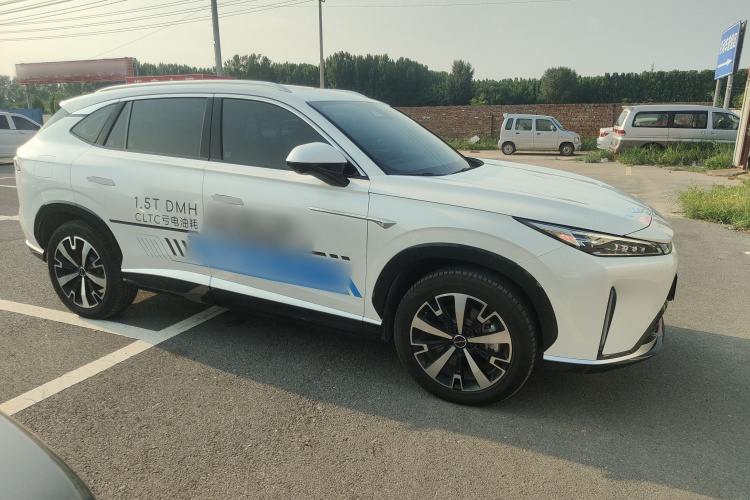 Roewe D5X DMH 2024 car image #4