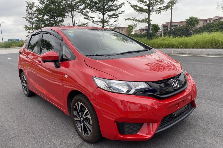 Honda Fit (Imported) 2017 #4 Honda Fit (Imported) 2017 صورة سيارة #4