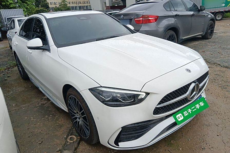 Mercedes-Benz C Class 2024 صورة سيارة #4