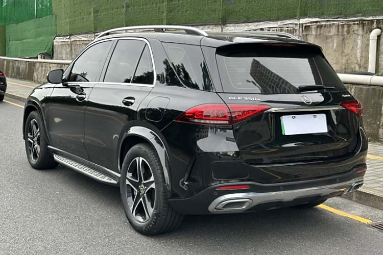 Mercedes-Benz GLE Class New Energy 2023 car image #4