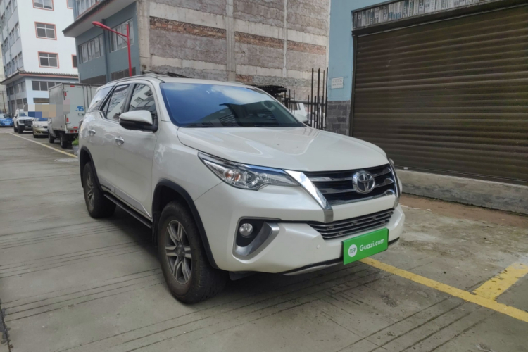 Toyota Fortuner 2018 #4 Toyota Fortuner 2018 immagine di auto #4
