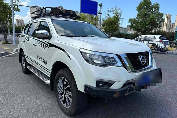 日产 途达 2019 汽车图片 #4