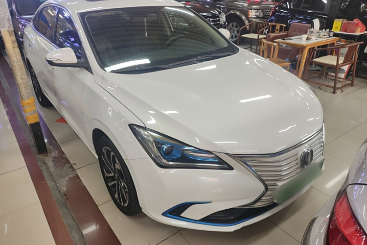 Changan Eado EV 2019 #4 Changan Eado EV 2019 image de voiture #4