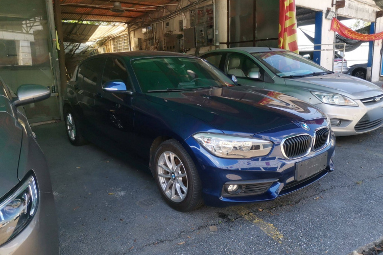 BMW 1 Series (Imported) 2019 #4 BMW 1 Series (Imported) 2019 car image #4