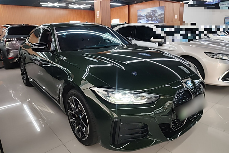 BMW i4 M50 2024 #4 BMW i4 M50 2024 car image #4