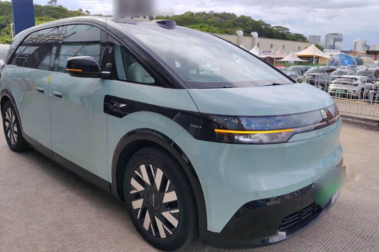 Zeekr MIX 2024 car image #4