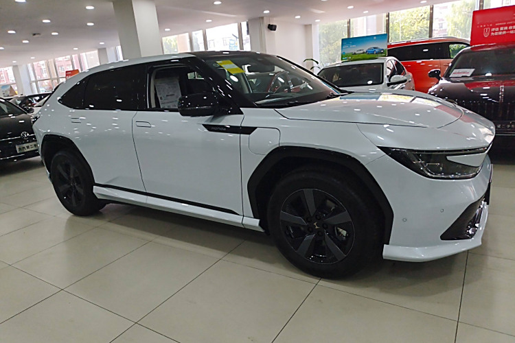 Honda P7 2025 #4 Honda P7 2025 car image #4