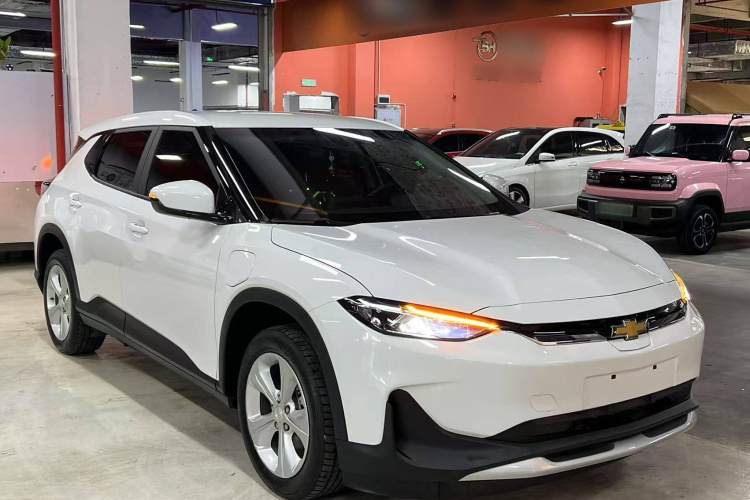 Chevrolet Charm 2023 car image #4