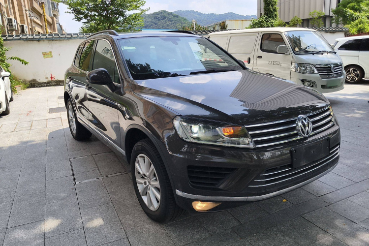 Volkswagen Touareg 2017 #4 Volkswagen Touareg 2017 car image #4