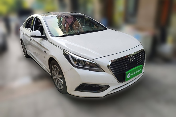 Hyundai Sonata NFC 2017 #4 Hyundai Sonata NFC 2017 صورة سيارة #4