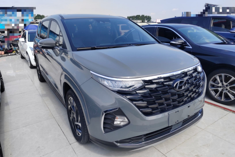 Hyundai Custo 2023 car image #4