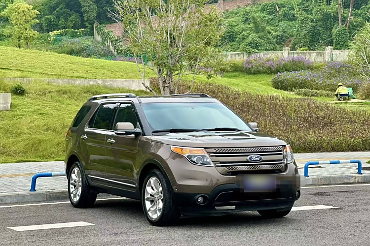 Ford Explorer (Imported) 2015 #4 Ford Explorer (Imported) 2015 car image #4