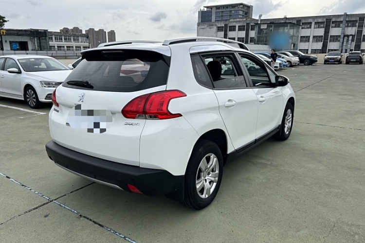 Peugeot 2008 2016 صورة سيارة #4