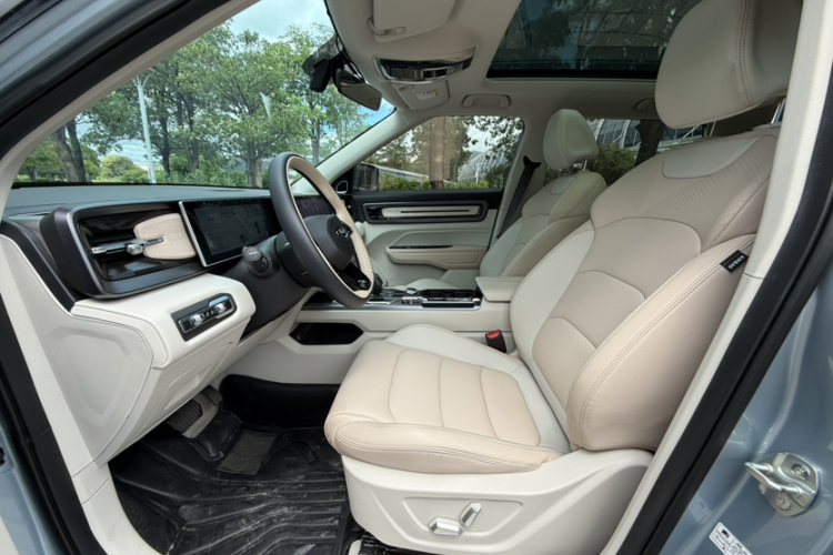 GEELY ICON 2023 car image #4