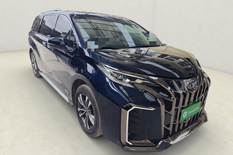 Toyota Granvia 2023 immagine di auto #4