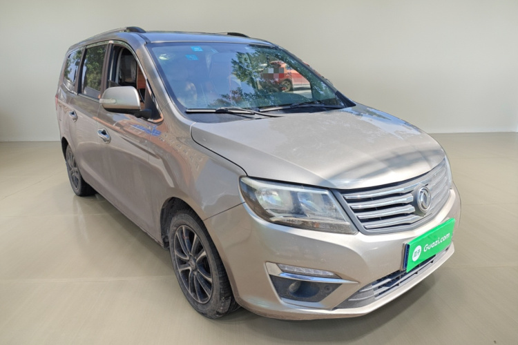 Forthing S500 2016 #4 Forthing S500 2016 car image #4