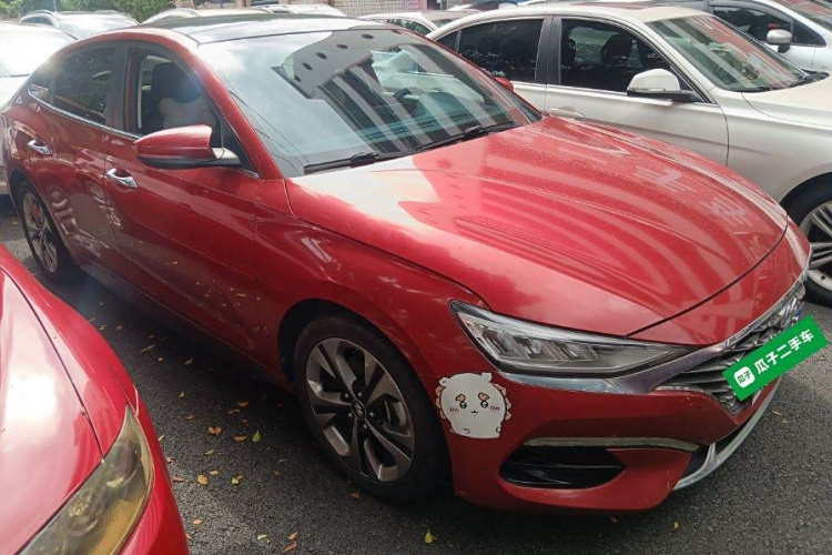 Hyundai Lafesta 2018 #4 Hyundai Lafesta 2018 car image #4