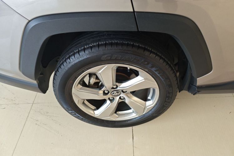 Toyota RAV4 (Imported) 2022 #4 Toyota RAV4 (Imported) 2022 immagine di auto #4