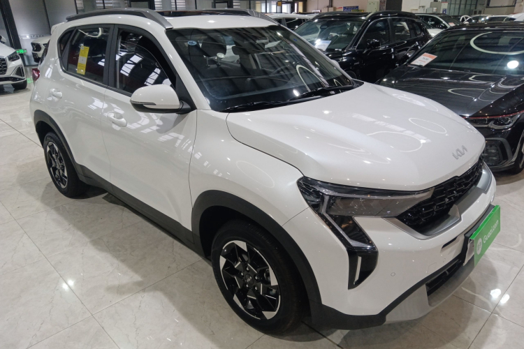 Kia Sonet 2024 immagine di auto #4