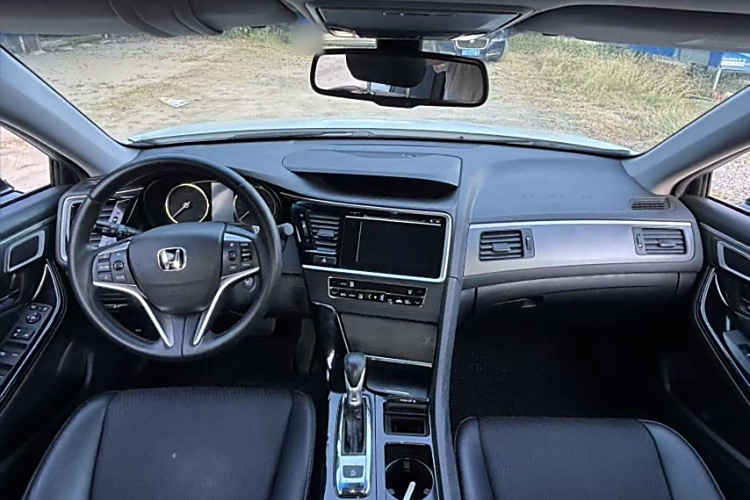 Honda Spirior 2016 car image #4