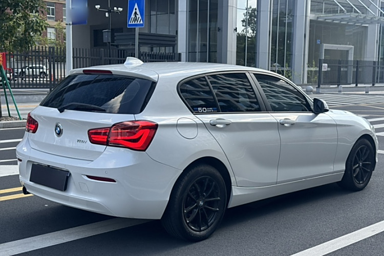 BMW 1 Series (Imported) 2018 car image #4