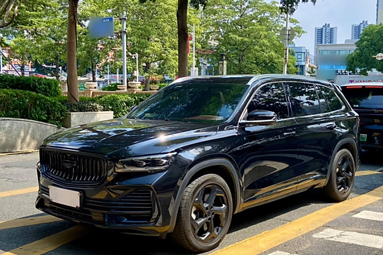 GEELY Tugella 2021 #4 GEELY Tugella 2021 car image #4