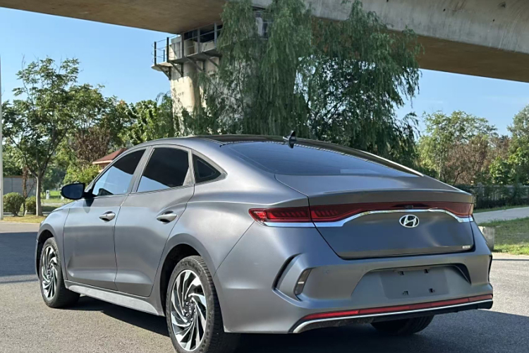 Hyundai Lafesta EV 2020 #4 Hyundai Lafesta EV 2020 car image #4