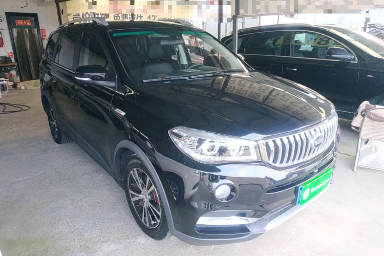 SWM X7 2022 صورة سيارة #4