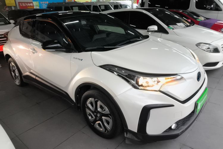 Toyota C-HR EV 2021 immagine di auto #4