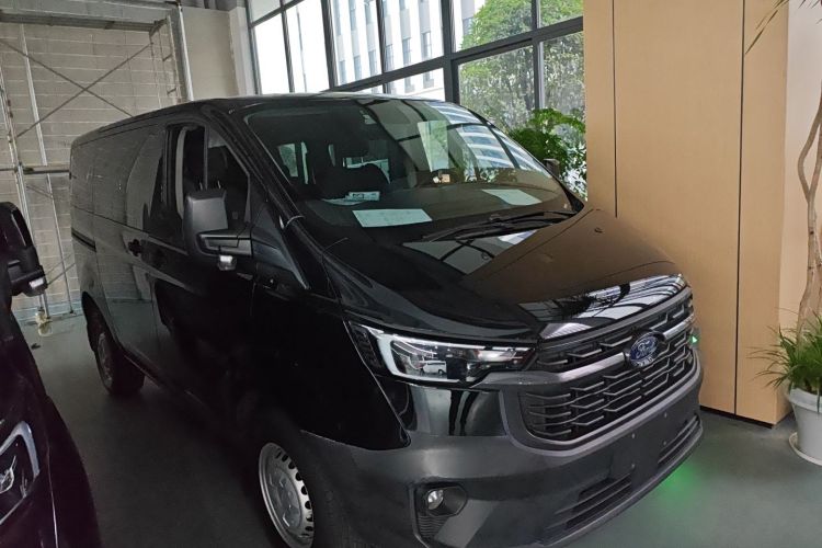 Ford Transit 2023 #4 Ford Transit 2023 car image #4