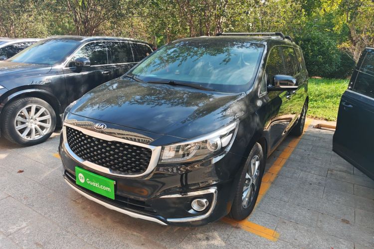 Kia Carnival (Imported) 2016 car image #4