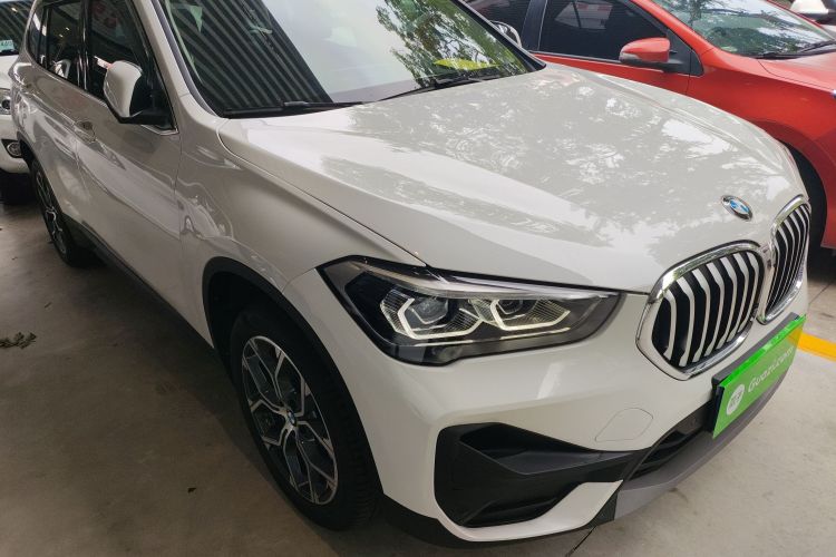 BMW X1 M35Li 2022 #4 BMW X1 M35Li 2022 car image #4