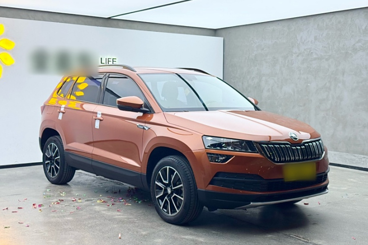 Skoda Karoq 2018 изображение автомобиля #4