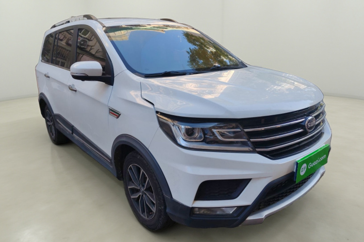 SWM斯威汽车 SWM斯威X3 2019 #4 SWM斯威汽车 SWM斯威X3 2019 汽车图片 #4