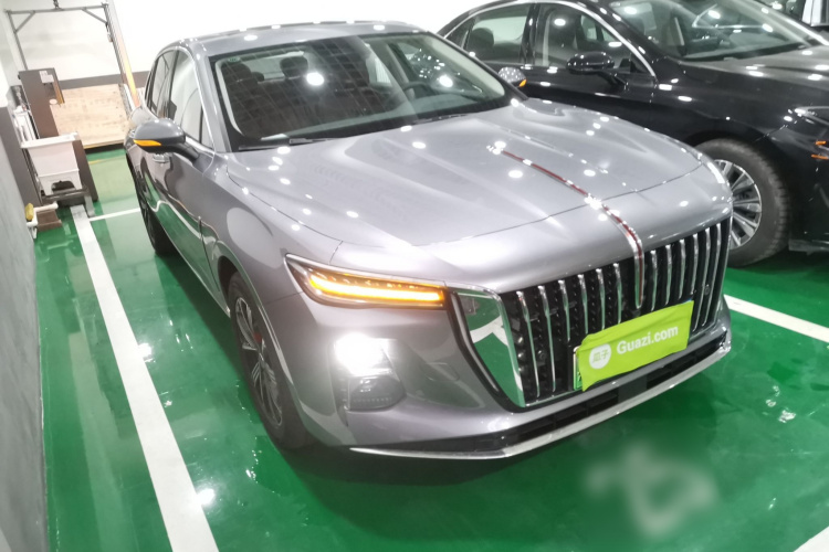 HongQi H5 PHEV 2025 #4 HongQi H5 PHEV 2025 immagine di auto #4