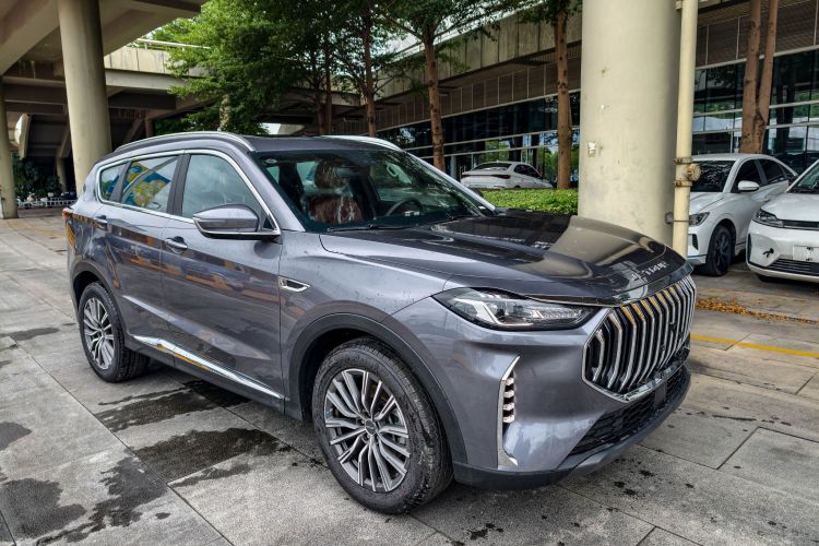 Jetour X70 PRO #4 Jetour X70 PRO car image #4